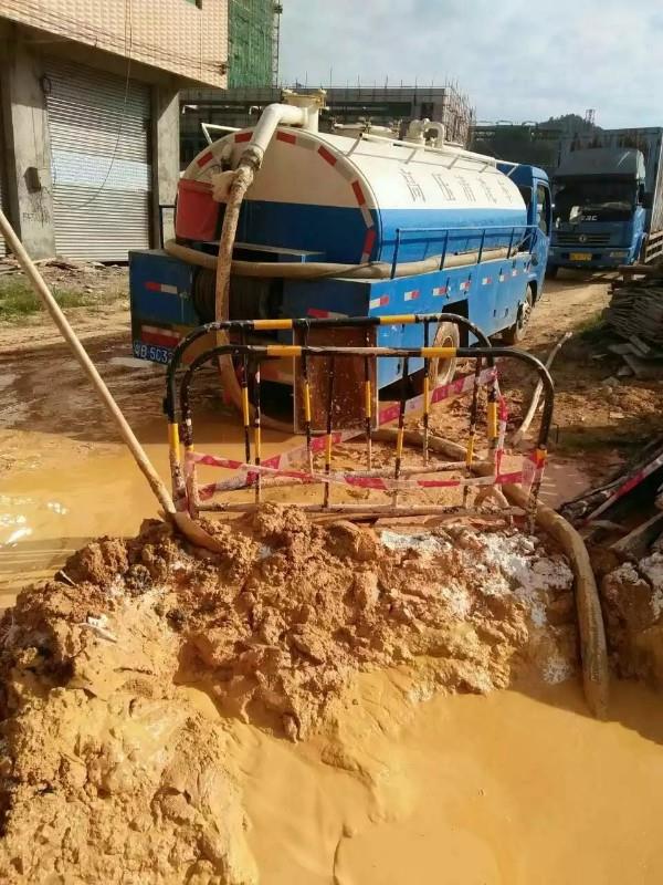 秀峰工地淤泥清淤